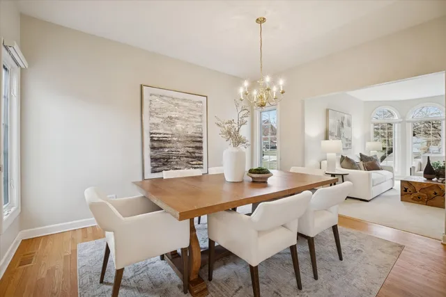 $1,399,000 | 15 Gilbert Avenue, Clarendon Hills, IL 60514