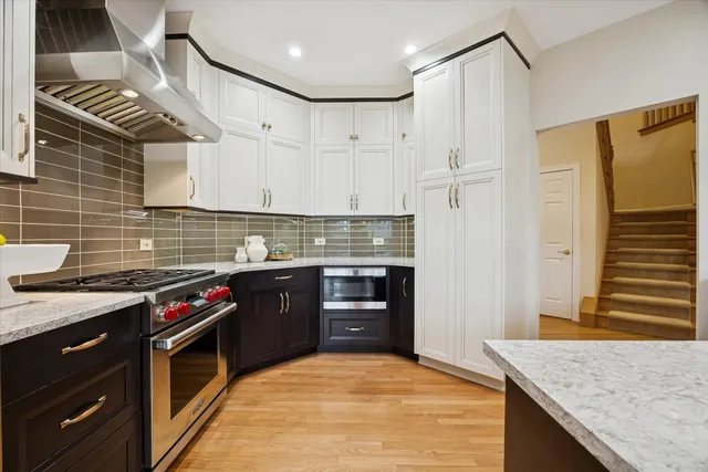 $1,399,000 | 15 Gilbert Avenue, Clarendon Hills, IL 60514