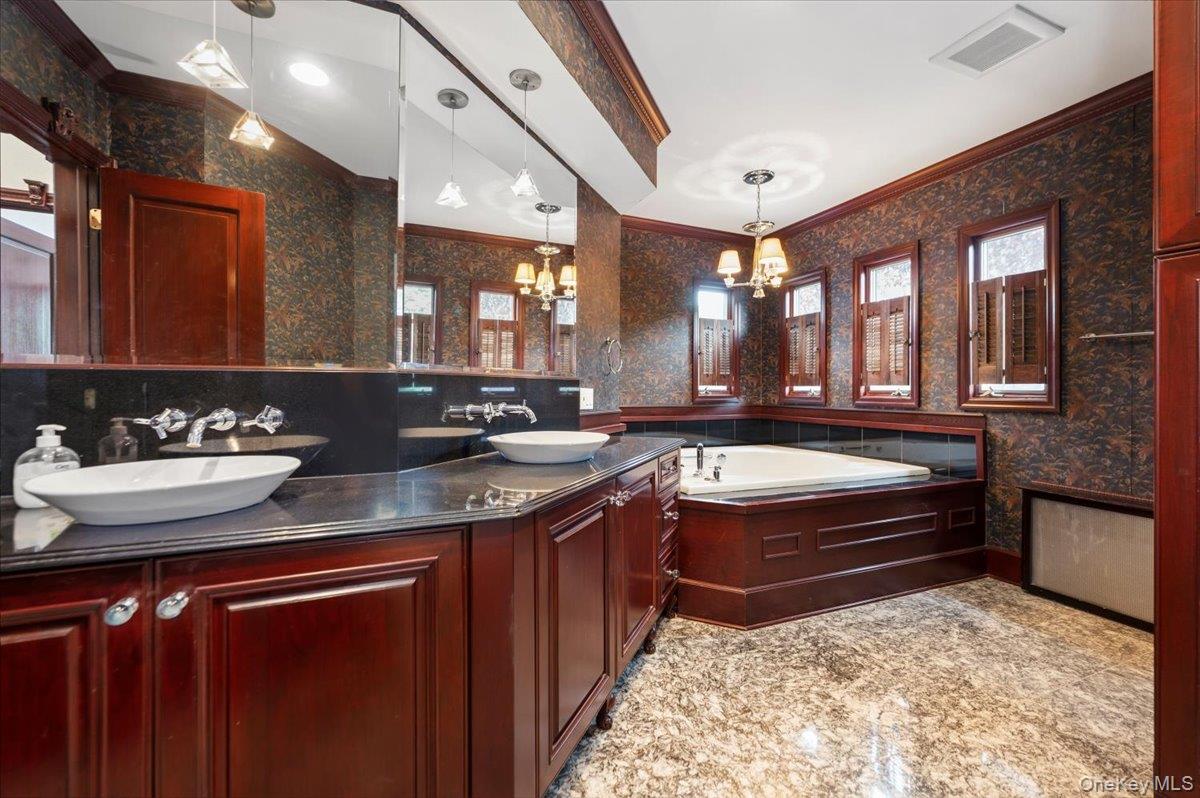 47 Shoreham Road Massapequa, NY 11758 - Photo 20 of 31