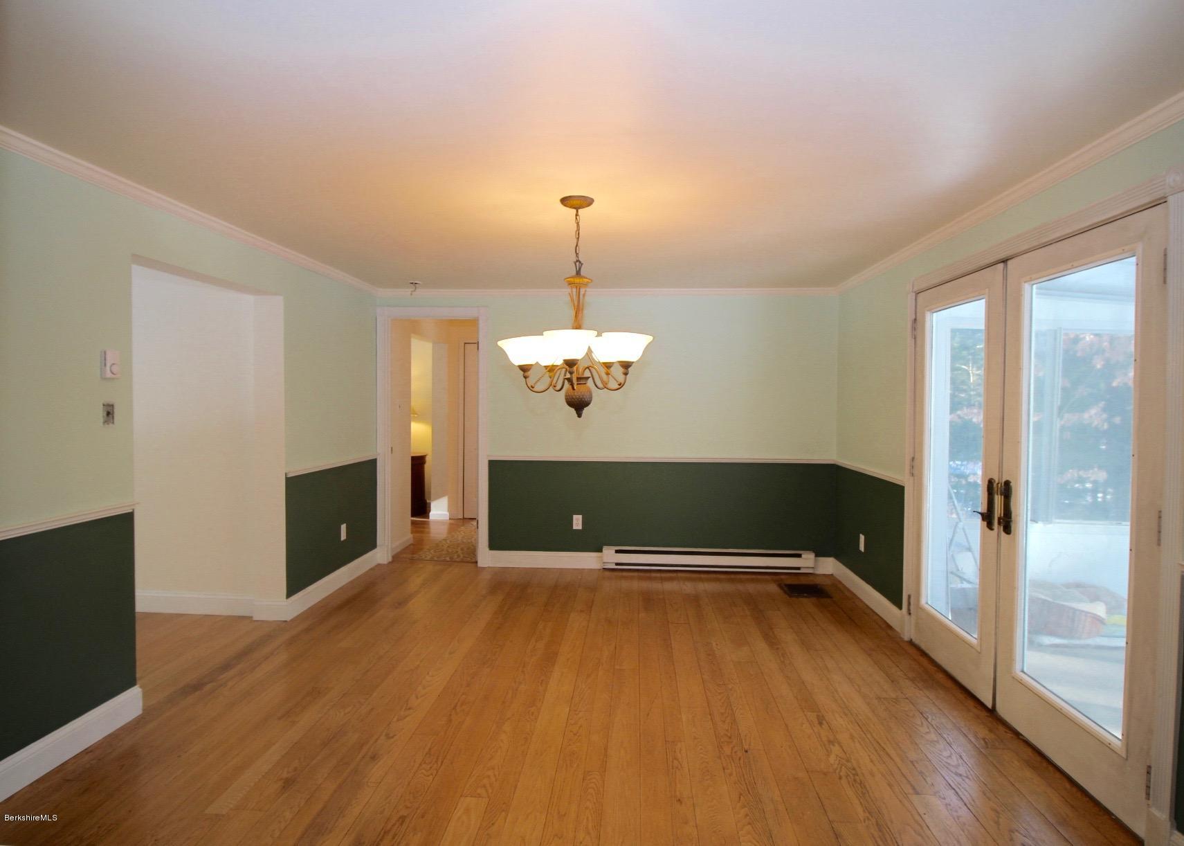 128 Rannapo Road Sheffield, MA 01257 - Photo 6 of 24 7 dining room