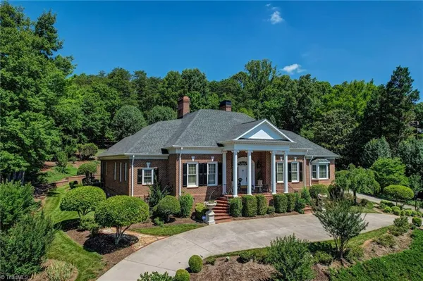 $1,099,900 | 157 Oak Ridge Drive, Eden, NC 27288