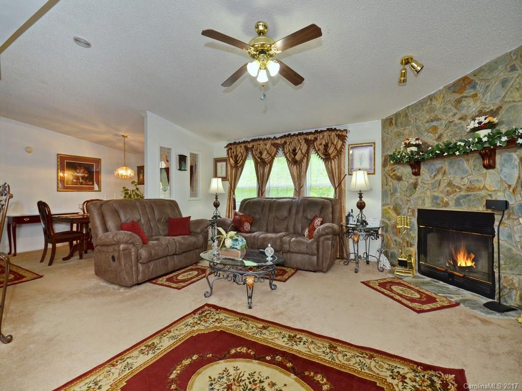 301 Golden Aster Road Swannanoa, NC 28778 - Photo 2 of 14 Gallery Image 2