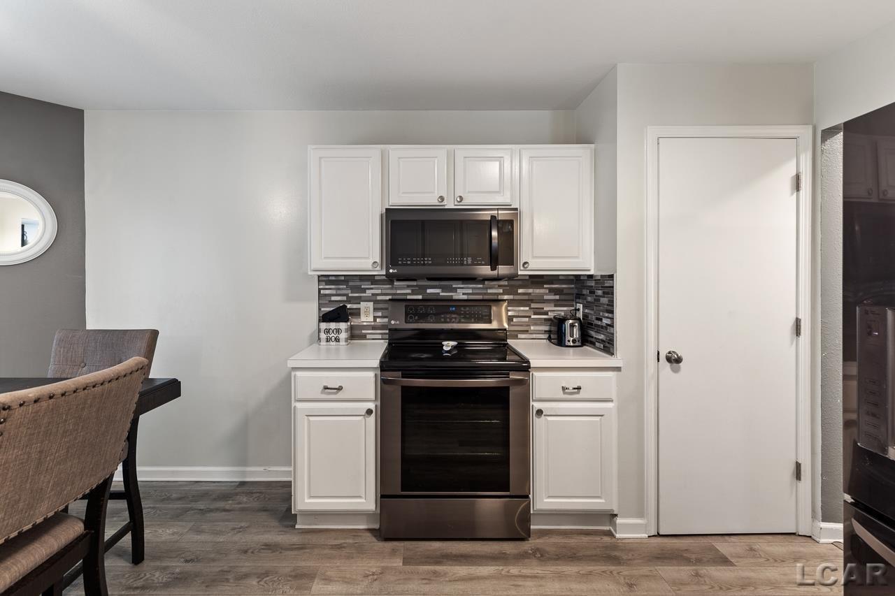 2544 Wood Ridge Drive Adrian, MI 49221 - Photo 8 of 44