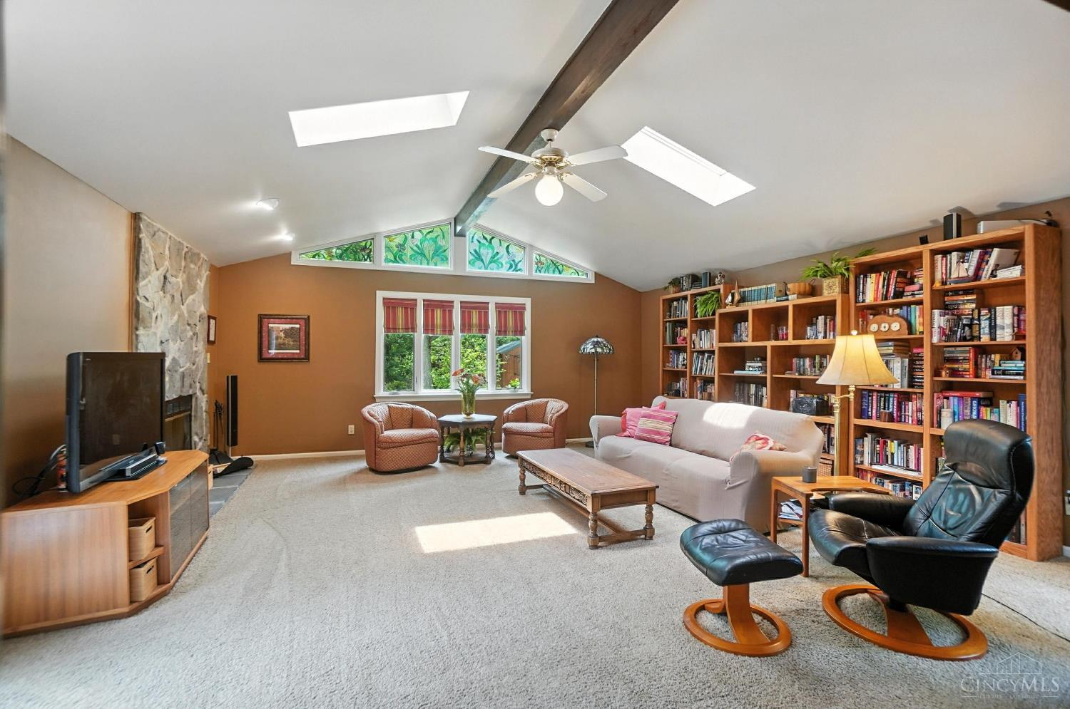 1092 Fox Run Road Milford, OH 45150 - Photo 12 of 51 Gallery Image 12