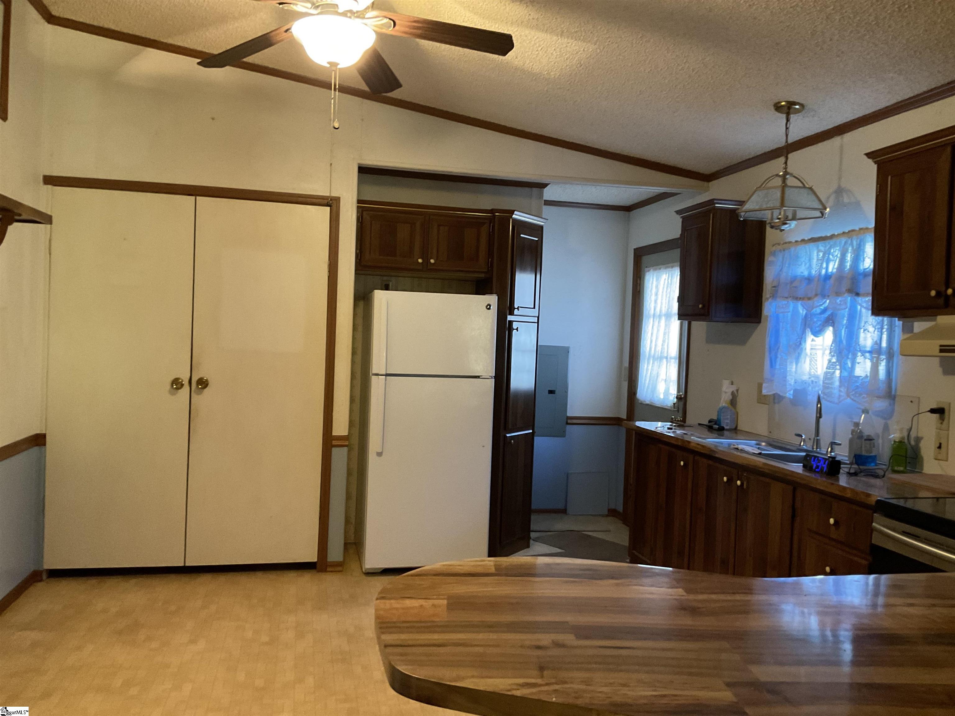 2073 Bonner Road Cowpens, SC 29330 - Photo 3 of 15