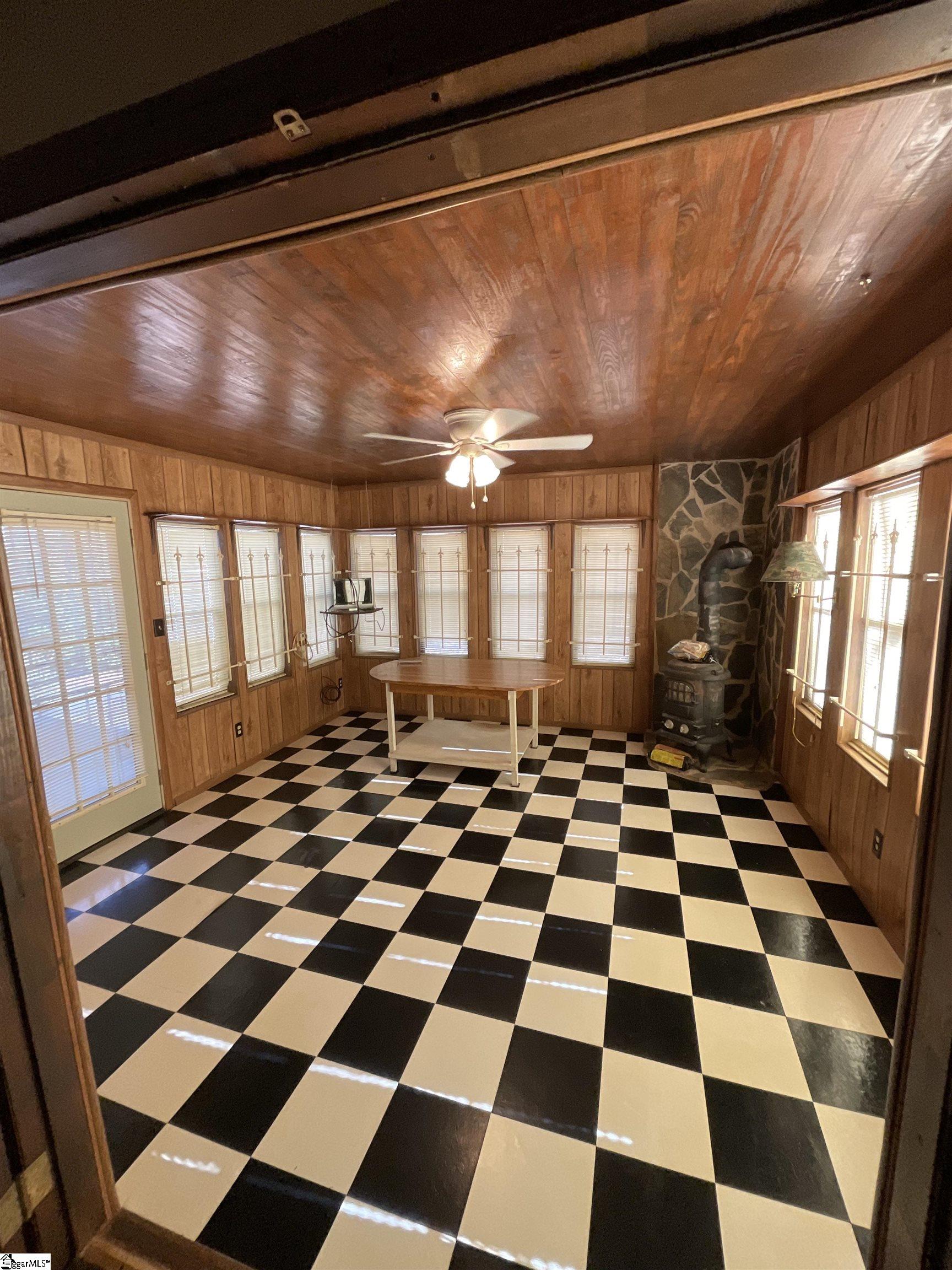 2073 Bonner Road Cowpens, SC 29330 - Photo 5 of 15