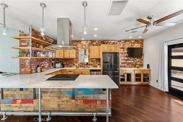 $649,000 | 1029 West Palm Avenue, Redlands, CA 92373