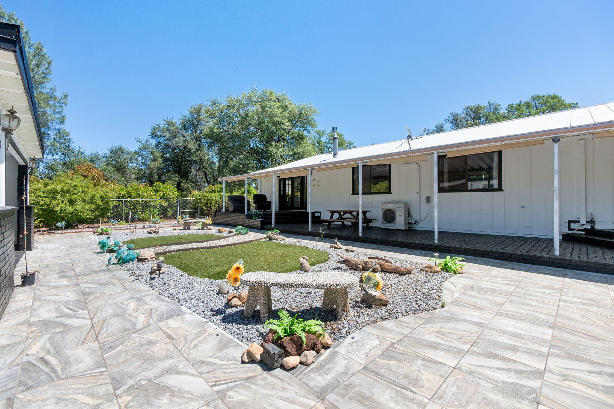 10390 October Lane Redding, CA 96003 - Photo 40 of 94 Yard