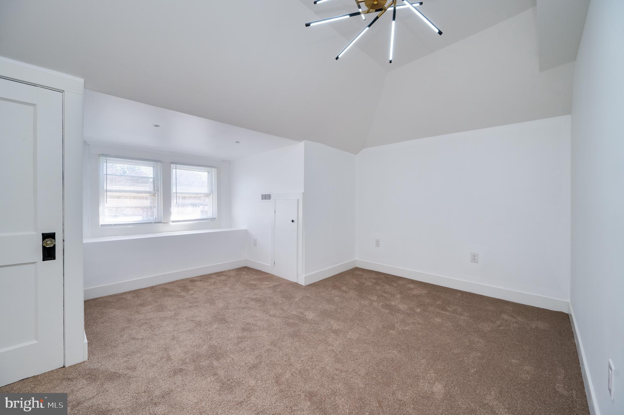308 State Street Reading, PA 19607 - Photo 21 of 50 MAIN BEDROOM