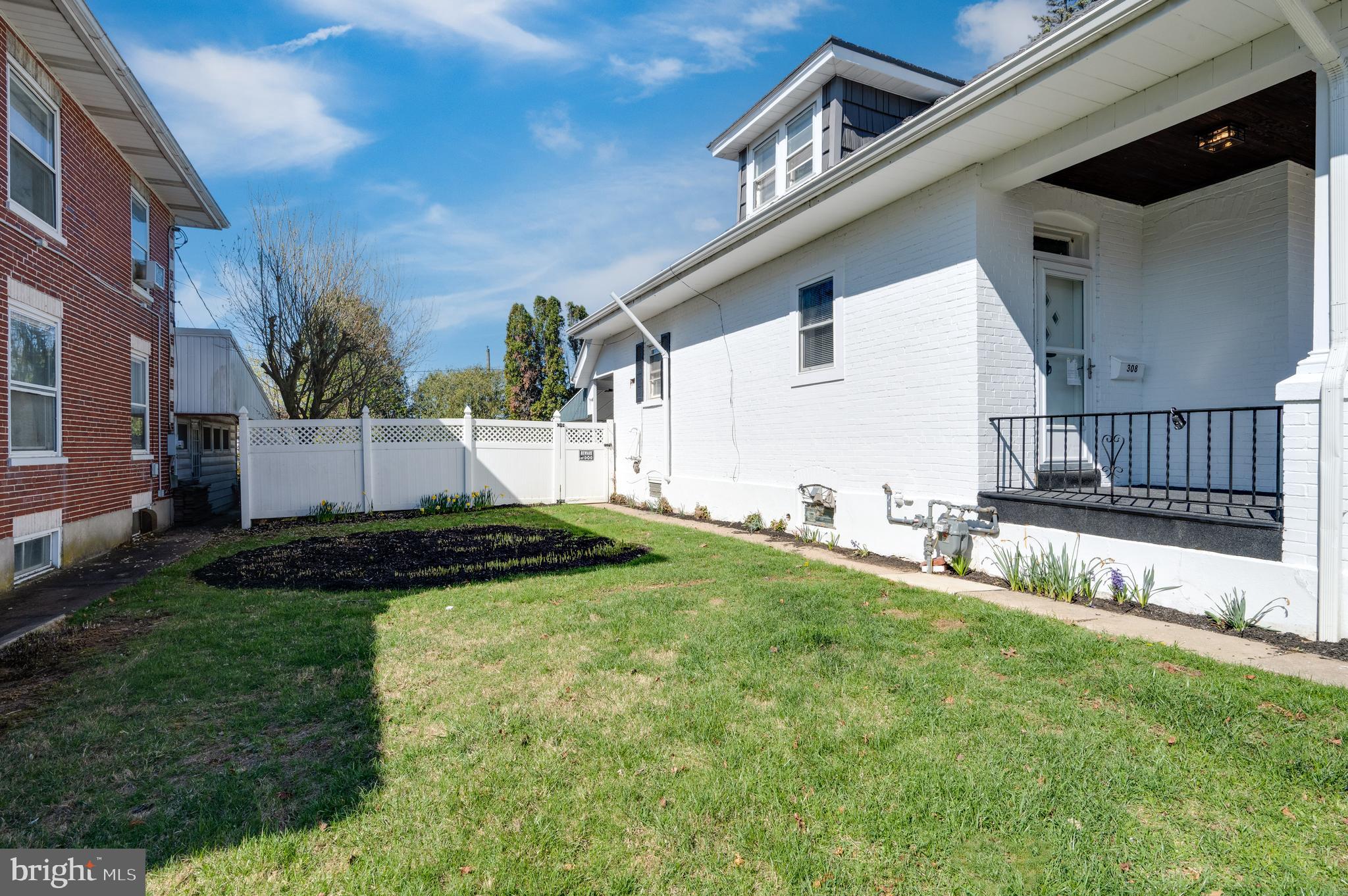 308 State Street Reading, PA 19607 - Photo 49 of 50 SIDE YARD