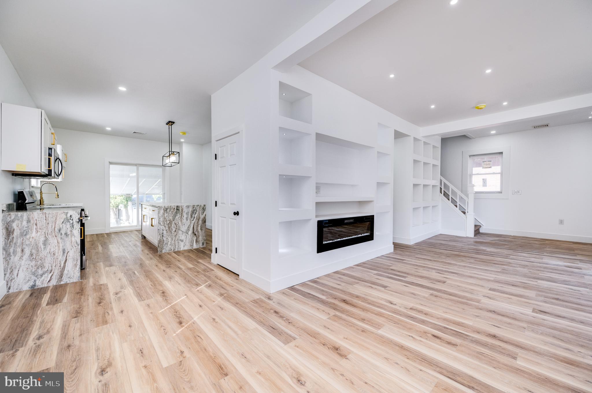 308 State Street Reading, PA 19607 - Photo 8 of 50 OPEN CONCEPT