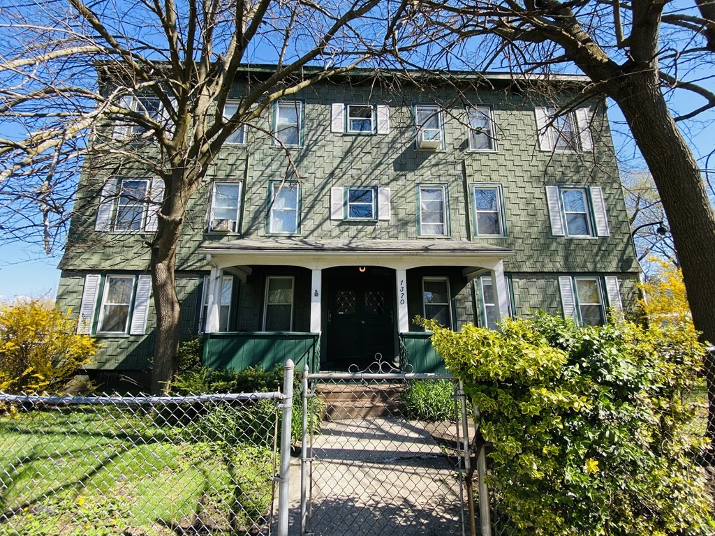 1370-1380 Worcester Street Springfield, MA 01151 - Photo 2 of 42 Gallery Image 2