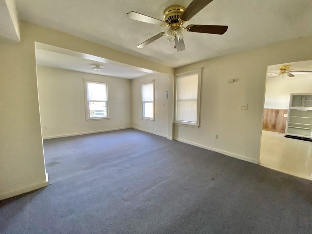 1370-1380 Worcester Street Springfield, MA 01151 - Photo 9 of 42 Gallery Image 9
