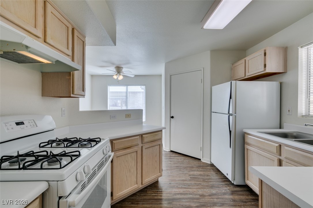 698 South Racetrack Road, Unit 911 Henderson, NV 89015 - Photo 14 of 34