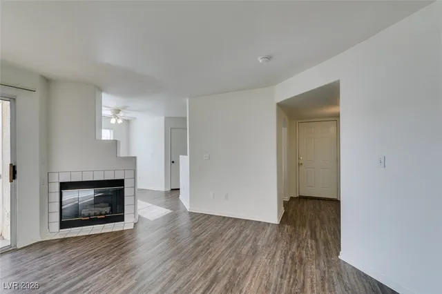 $1,399 | 698 South Racetrack Road, Unit 911, Henderson, NV 89015