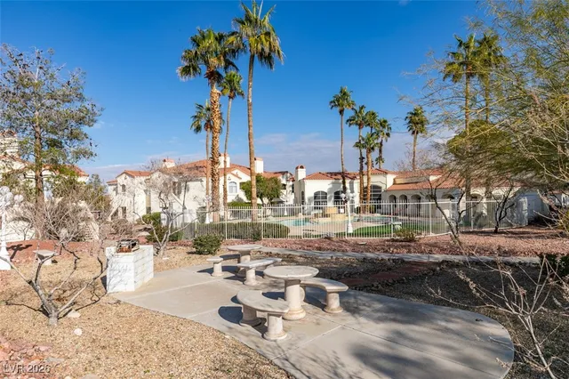 $1,399 | 698 South Racetrack Road, Unit 911, Henderson, NV 89015