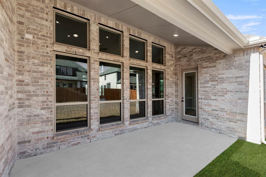 14994 Chipping Trail Frisco, TX 75035 - Photo 36 of 40 a view of an entryway of the house