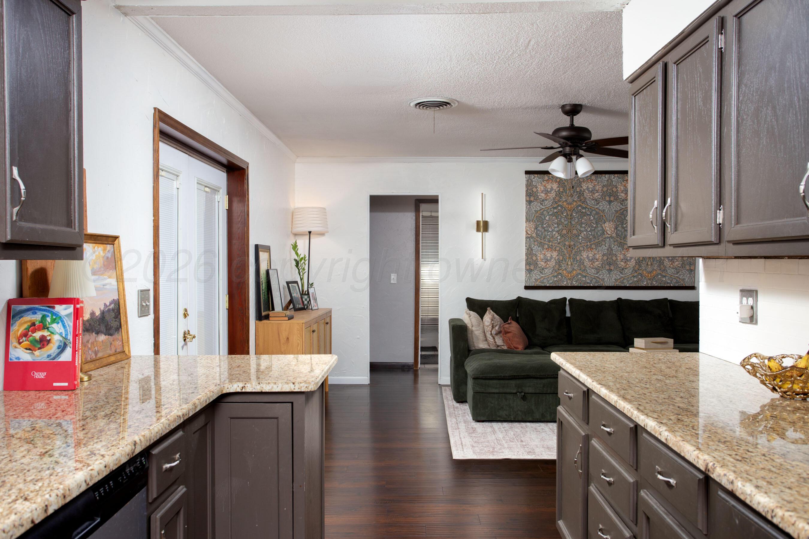 3613 Eddy Street Amarillo, TX 79109 - Photo 12 of 24 KITCHEN