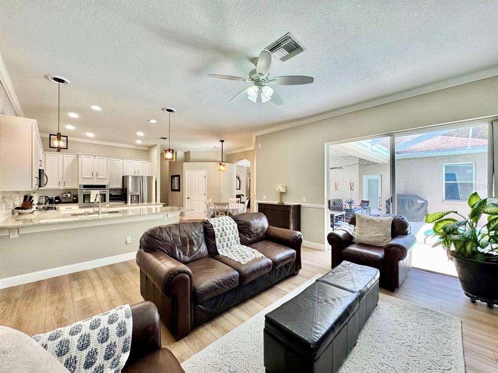 18711 Chaville Road Lutz, FL 33558 - Photo 30 of 72