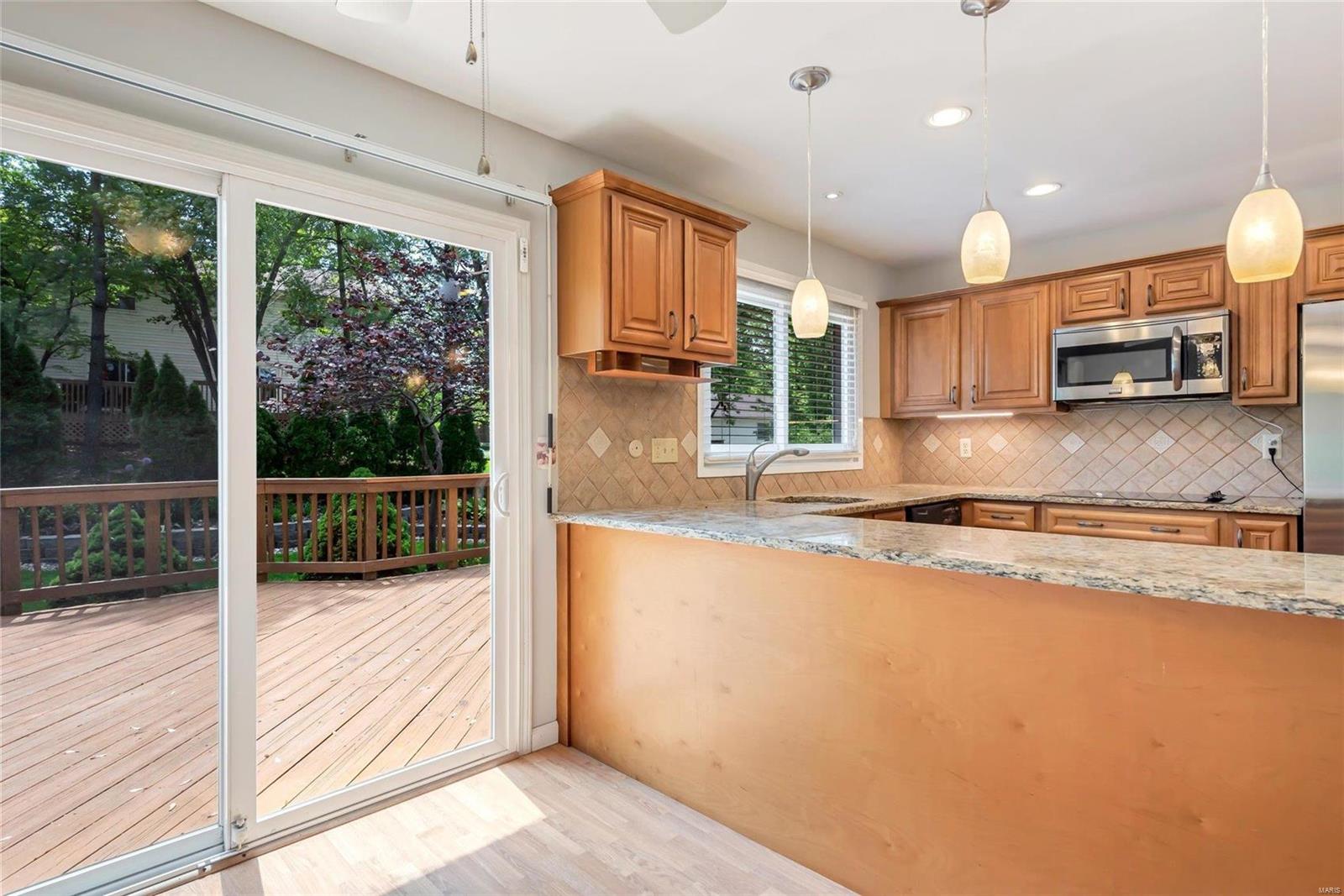 15532 Easy Ridge Court Chesterfield, MO 63017 - Photo 11 of 48 Gallery Image 11