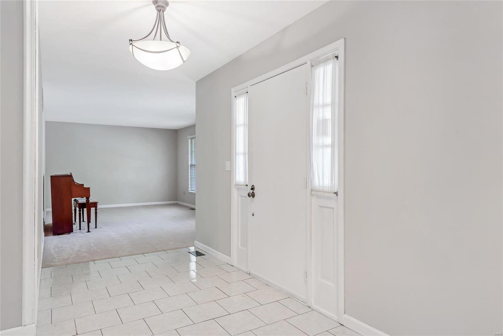 15532 Easy Ridge Court Chesterfield, MO 63017 - Photo 19 of 48 Gallery Image 19
