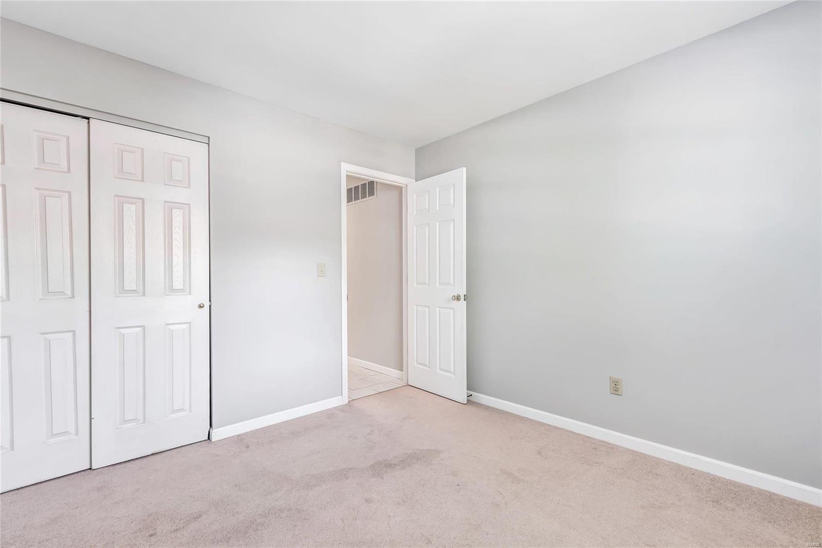 15532 Easy Ridge Court Chesterfield, MO 63017 - Photo 27 of 48 Gallery Image 27