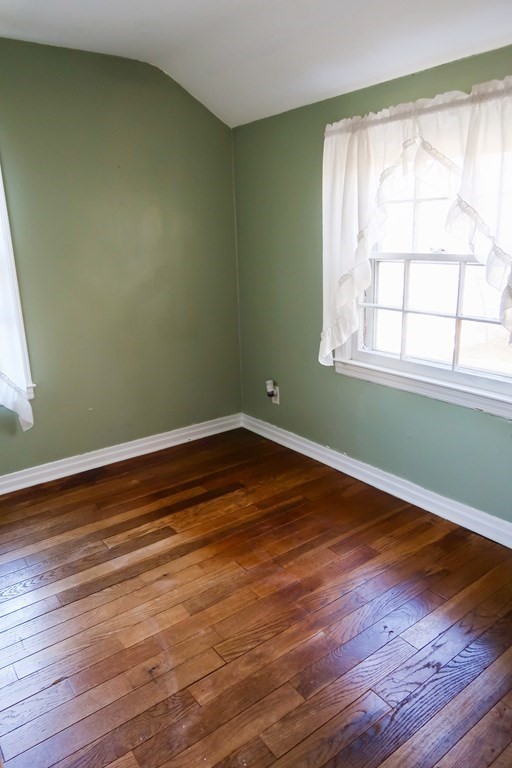 107 Donbray Road Springfield, MA 01119 - Photo 21 of 34