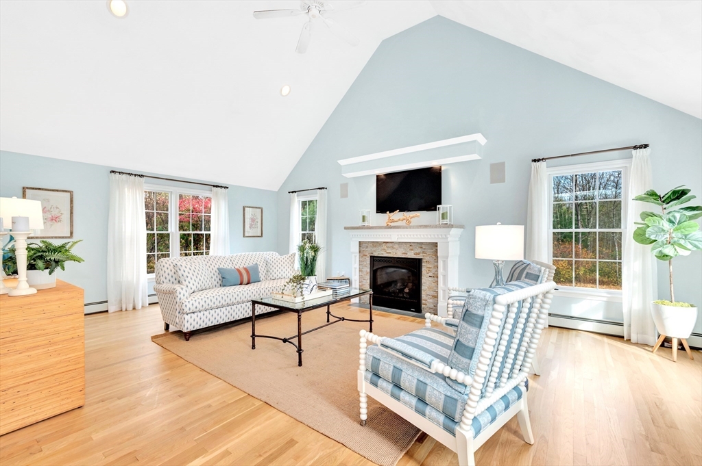 9 Juniper Road Hamilton, MA 01982 - Photo 12 of 32 Gallery Image 12