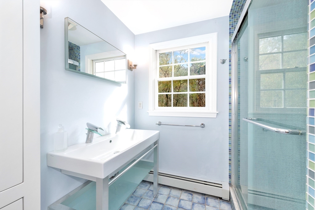 9 Juniper Road Hamilton, MA 01982 - Photo 19 of 32 Gallery Image 19
