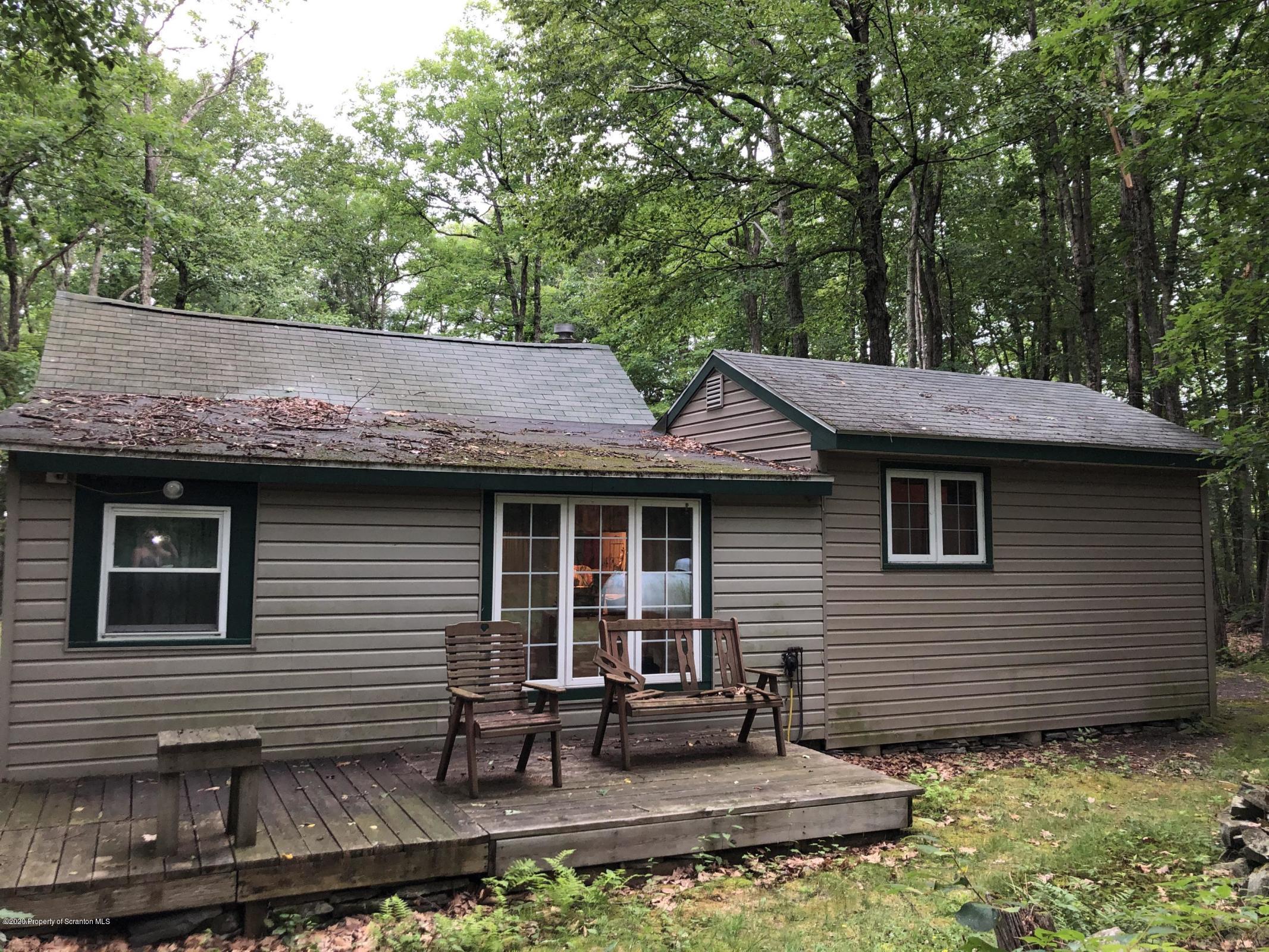113 Outlet Road Dingmans Ferry, PA 18328 - Photo 2 of 2 20200712224307813448000000-o