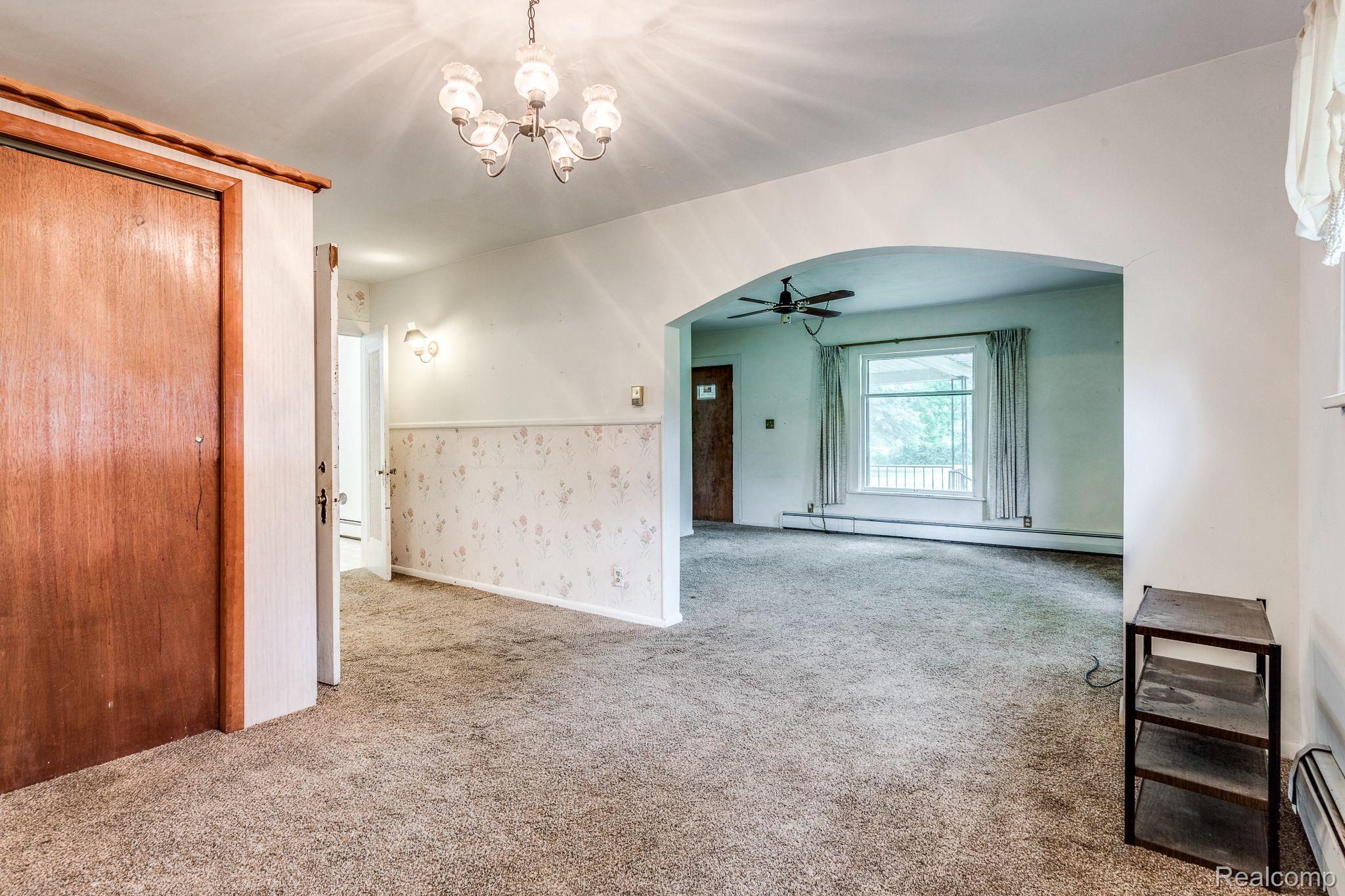 3172 South Center Road Burton, MI 48519 - Photo 19 of 54 Gallery Image 19