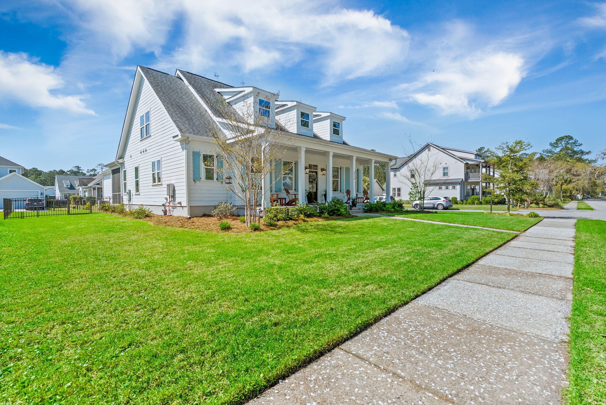 3976 Berberis Lane Ravenel, SC 29470 - Photo 5 of 118 5-web-or-mls-BARCLAY MEDIA CO-5