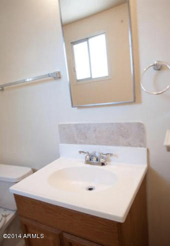 1535 West Thunderbird Road Phoenix, AZ 85023 - Photo 5 of 14 bathroom