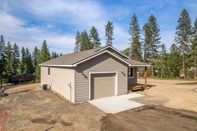 $339,000 | 415 F Street, Plummer, ID 83851