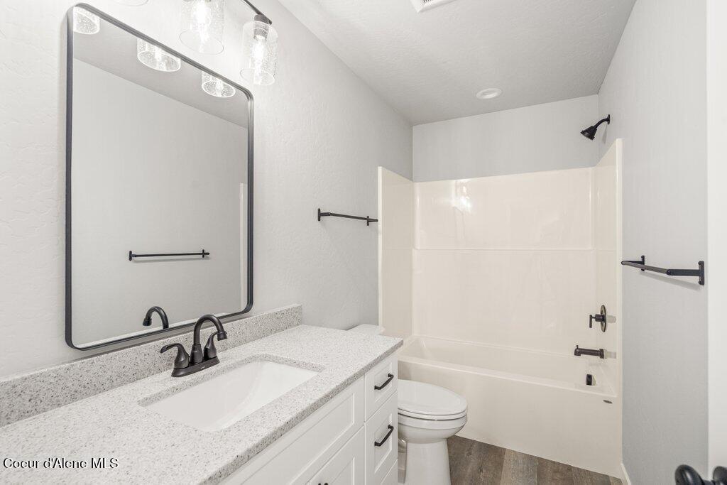 415 F Street Plummer, ID 83851 - Photo 13 of 35 Guest Bathroom (FILE PHOTO)