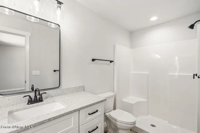 $339,000 | 415 F Street, Plummer, ID 83851