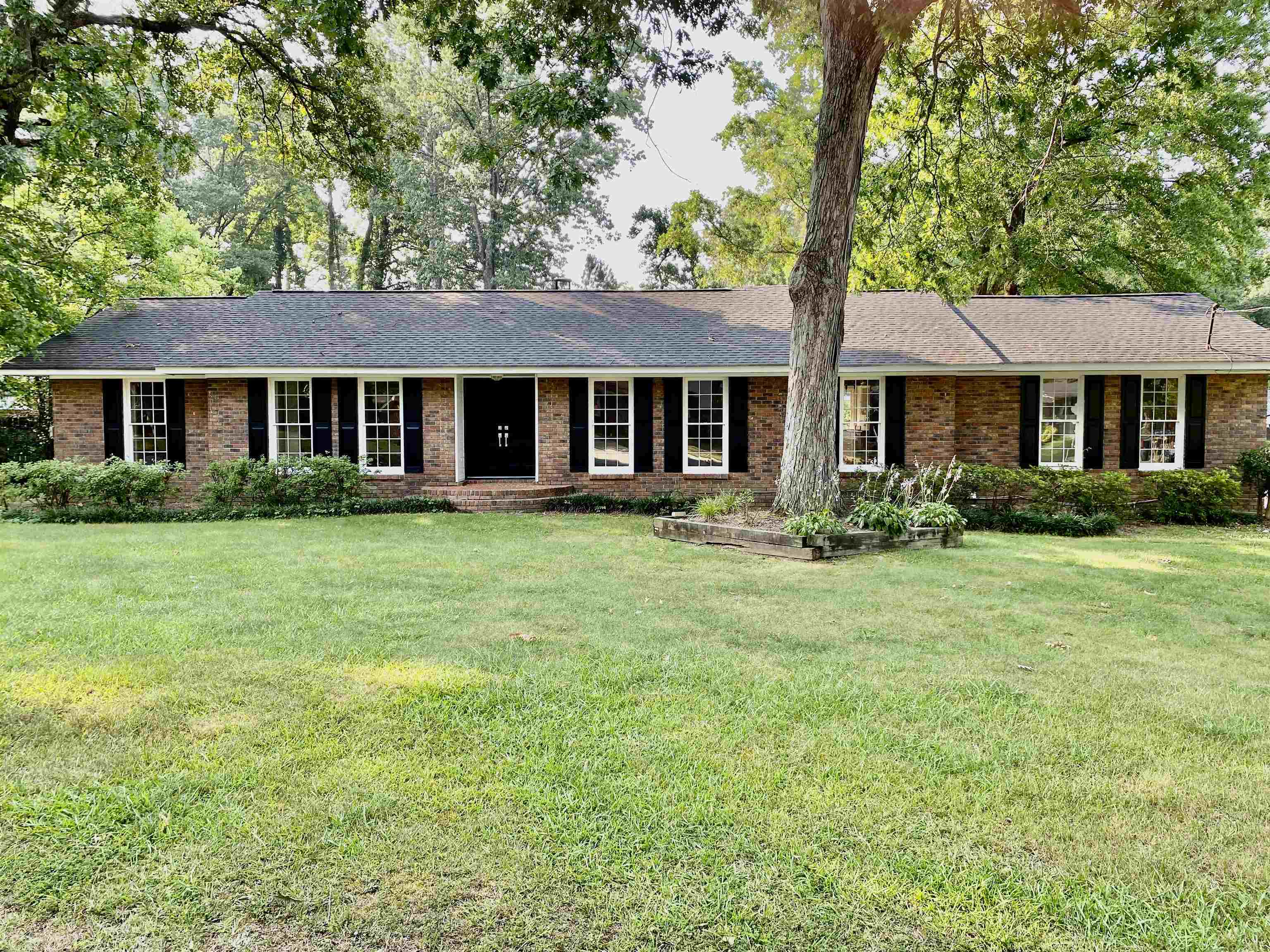 16 Jefferson Drive Rome, GA 30165 - Photo 1 of 26