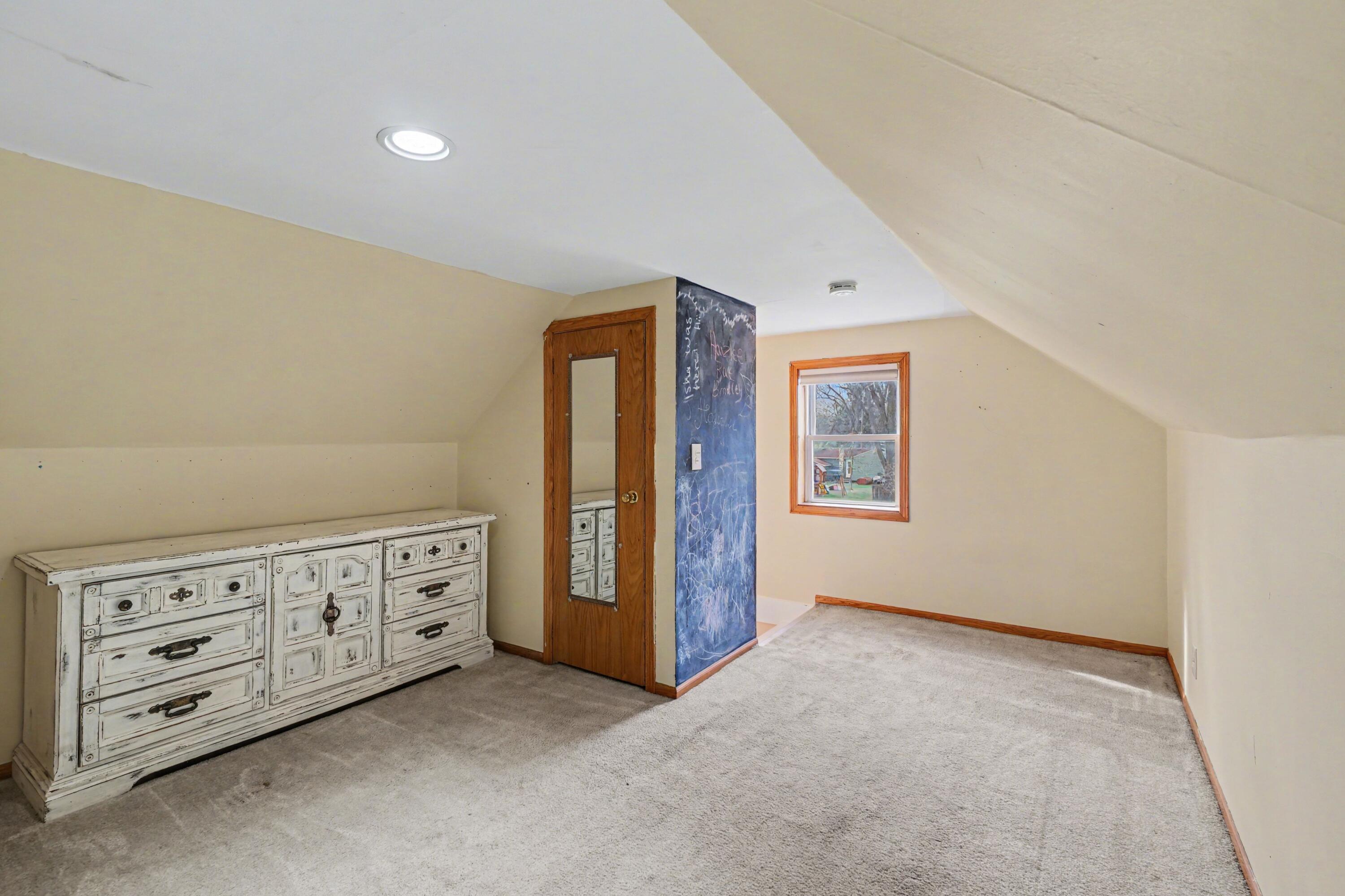 58 Sherman Street Coldwater, MI 49036 - Photo 10 of 21 011_file_3361