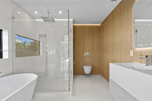 $26,000 | 1661 Daytonia Road, Miami Beach, FL 33141