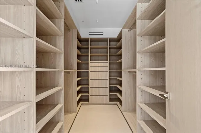 $26,000 | 1661 Daytonia Road, Miami Beach, FL 33141