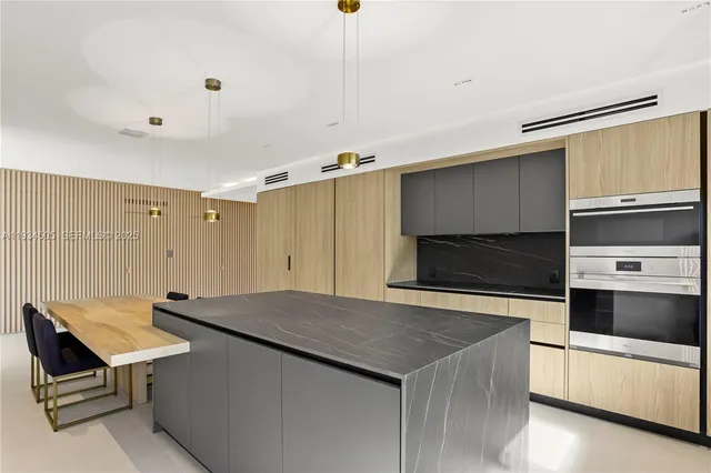 $26,000 | 1661 Daytonia Road, Miami Beach, FL 33141