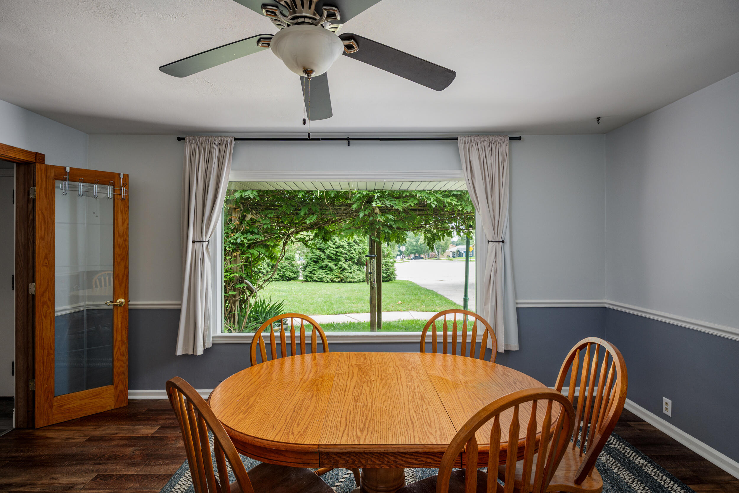 2716 Ole Davidson Road Mount Pleasant, WI 53406 - Photo 12 of 40 Dining room