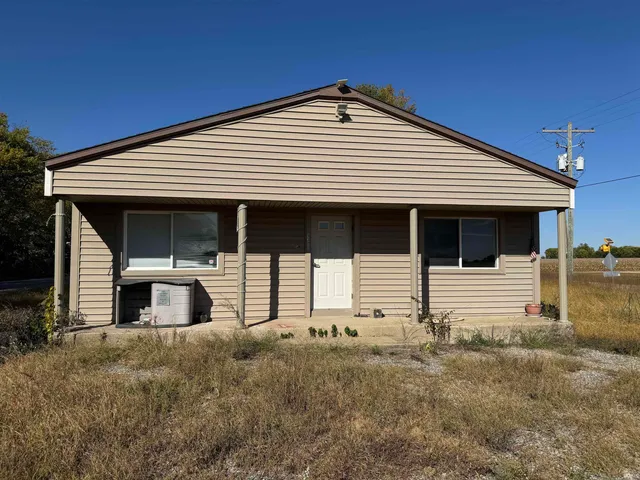 $250,000 | 9227 South 900th Street West, Westpoint, IN 47992