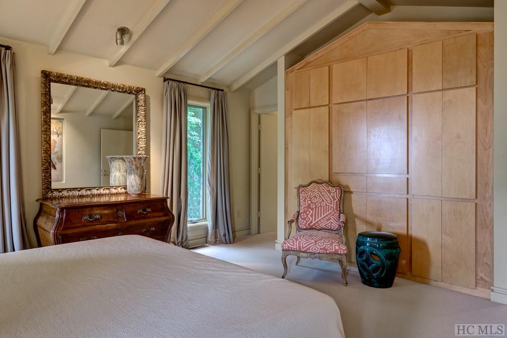 976 Bushy Face Road Highlands, NC 28741 - Photo 16 of 30 Gallery Image 16