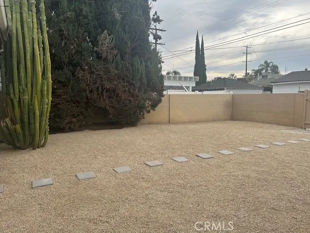 $3,995 | 17430 Martha Street, Encino, CA 91316