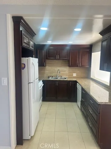 $3,995 | 17430 Martha Street, Encino, CA 91316