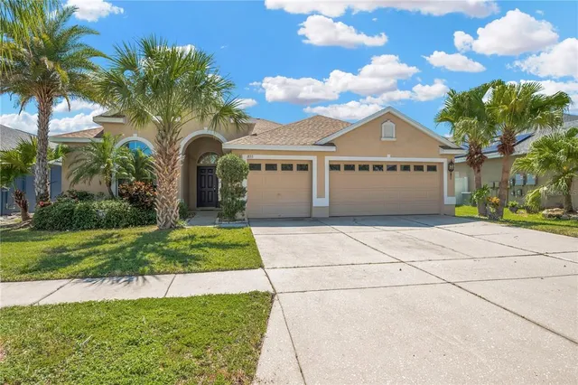 $2,450 | 1833 Mira Lago Circle, Ruskin, FL 33570