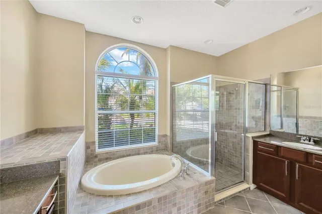 $2,450 | 1833 Mira Lago Circle, Ruskin, FL 33570