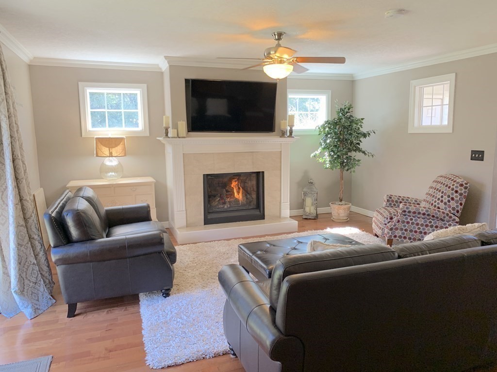 65 Viscount Road Longmeadow, MA 01106 - Photo 11 of 37