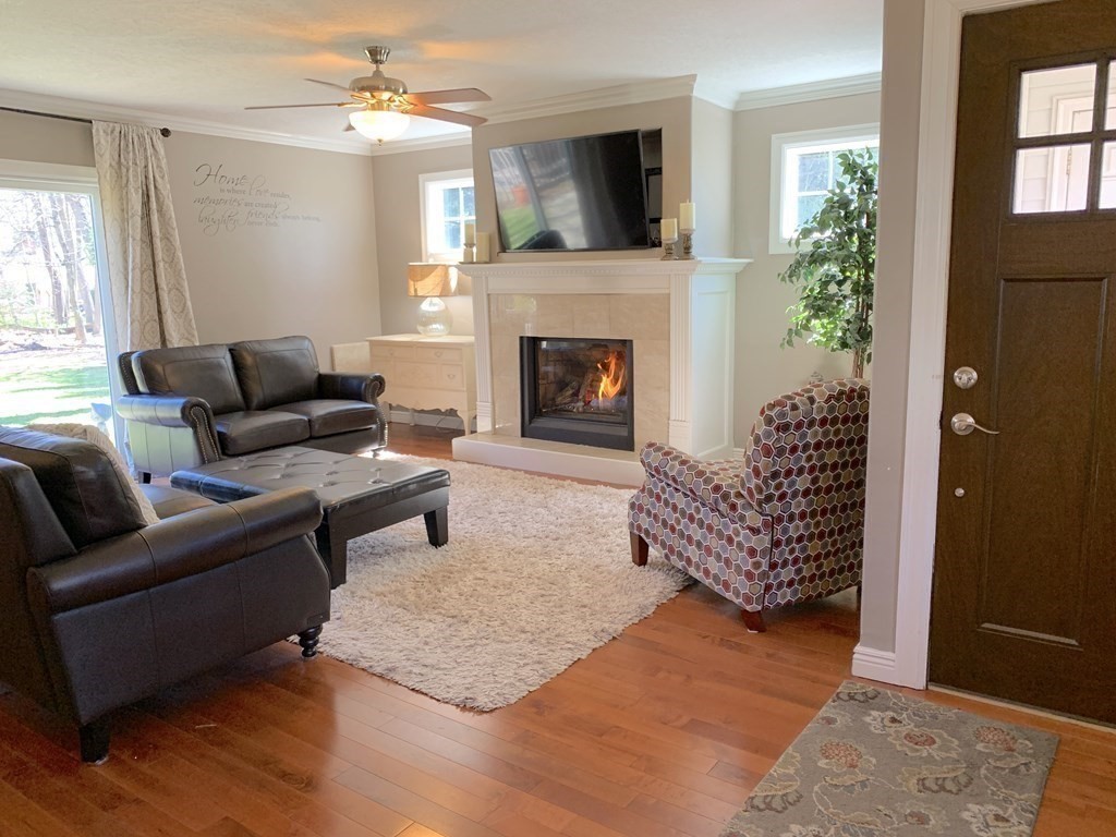 65 Viscount Road Longmeadow, MA 01106 - Photo 12 of 37